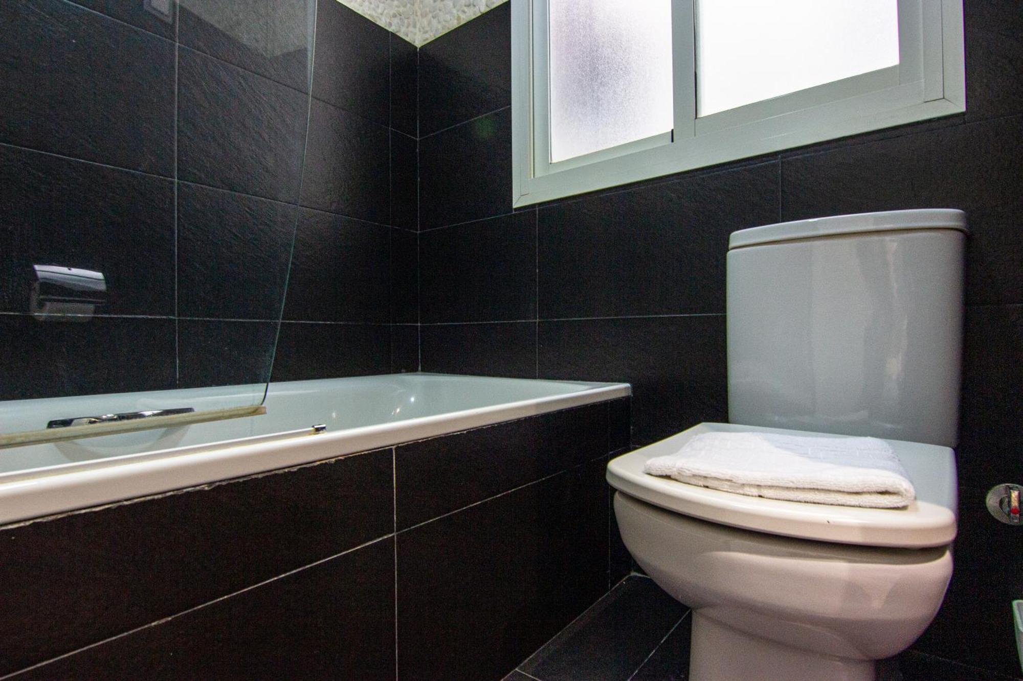 Apartamento Amplio Y Luminoso A 2 Min Del Centro Sevilla Kültér fotó